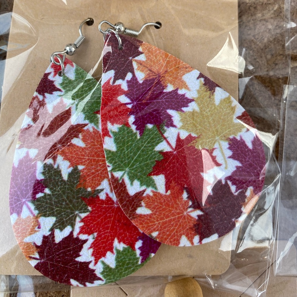 Falling leaves earrings